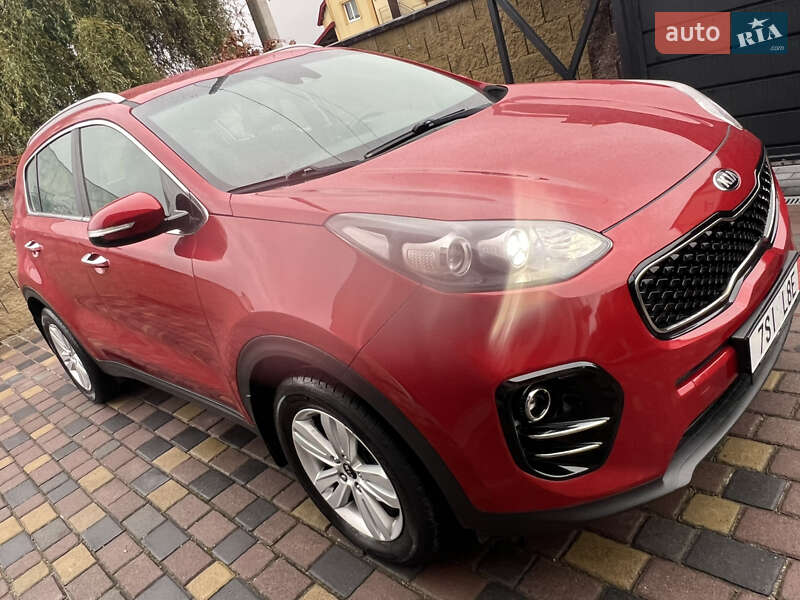 Внедорожник / Кроссовер Kia Sportage 2016 в Львове