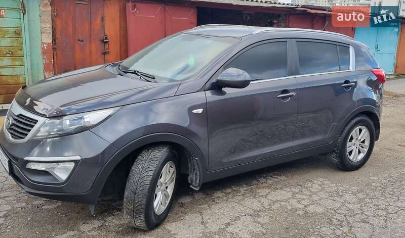 Позашляховик / Кросовер Kia Sportage 2012 в Харкові