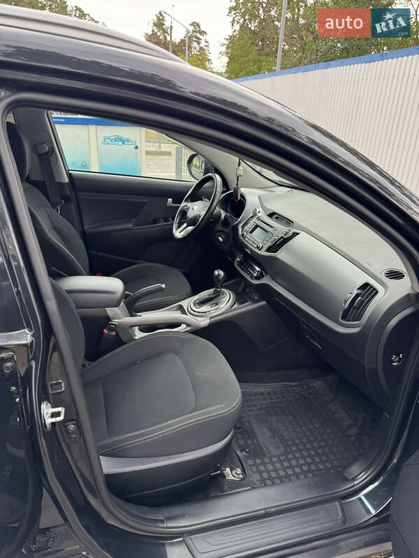 Позашляховик / Кросовер Kia Sportage 2015 в Черкасах фото 9 Позашляховик / Кросовер Kia Sportage 2015 в Черкасах