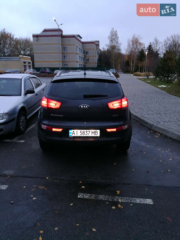 Внедорожник / Кроссовер Kia Sportage 2015 в Киеве