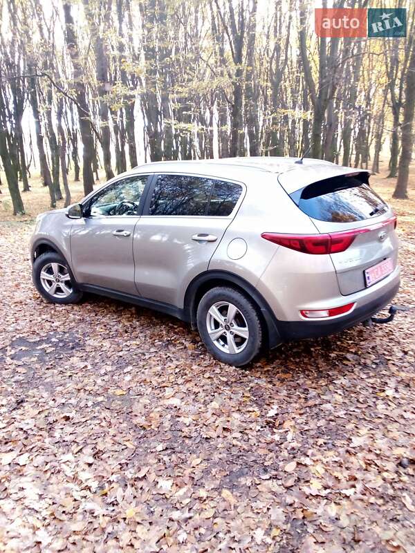 Позашляховик / Кросовер Kia Sportage 2016 в Львові фото 2 Позашляховик / Кросовер Kia Sportage 2016 в Львові