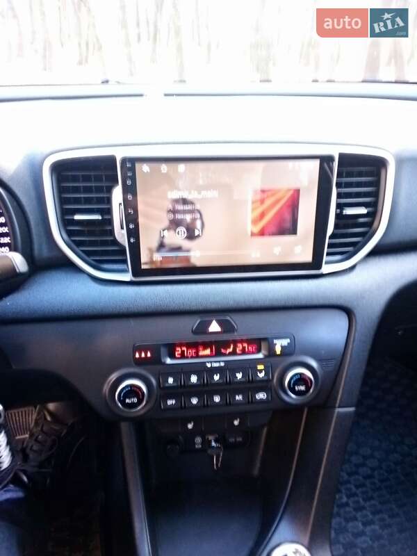 Позашляховик / Кросовер Kia Sportage 2016 в Львові фото 16 Позашляховик / Кросовер Kia Sportage 2016 в Львові