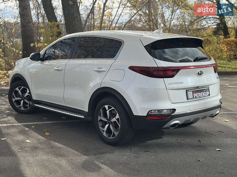 Позашляховик / Кросовер Kia Sportage 2019 в Києві фото 4 Позашляховик / Кросовер Kia Sportage 2019 в Києві