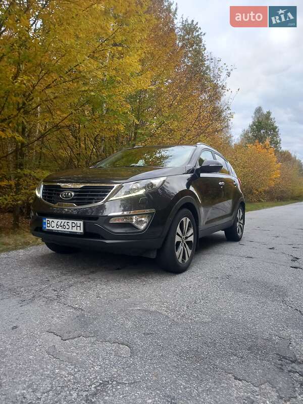 Внедорожник / Кроссовер Kia Sportage 2011 в Романове