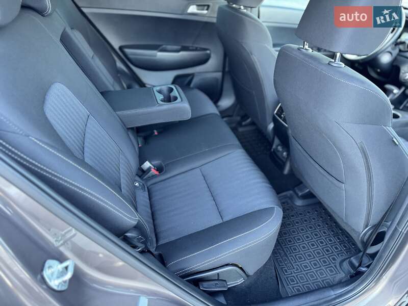 Позашляховик / Кросовер Kia Sportage 2021 в Харкові фото 49 Позашляховик / Кросовер Kia Sportage 2021 в Харкові