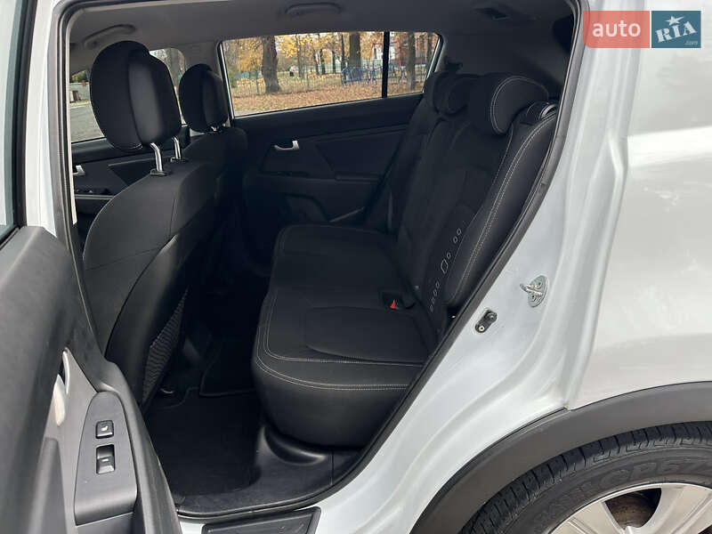 Внедорожник / Кроссовер Kia Sportage 2011 в Виннице