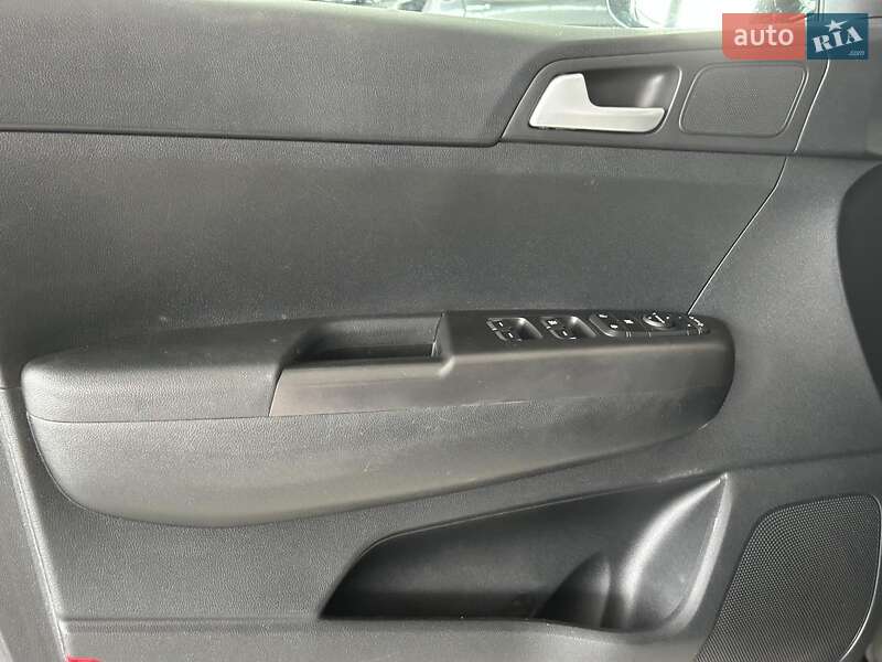 Позашляховик / Кросовер Kia Sportage 2019 в Одесі