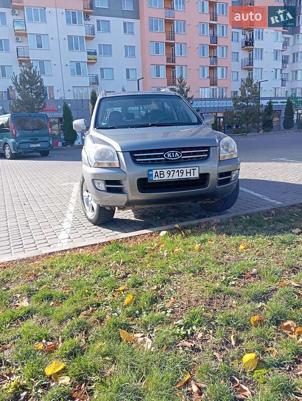 Позашляховик / Кросовер Kia Sportage 2006 в Вінниці