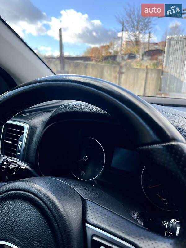 Позашляховик / Кросовер Kia Sportage 2016 в Тернополі фото 75 Позашляховик / Кросовер Kia Sportage 2016 в Тернополі