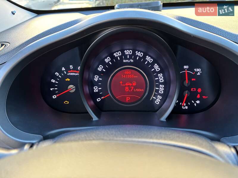 Внедорожник / Кроссовер Kia Sportage 2011 в Черноморске