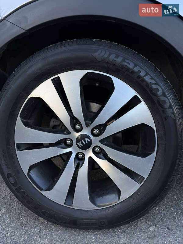 Позашляховик / Кросовер Kia Sportage 2011 в Павлограді