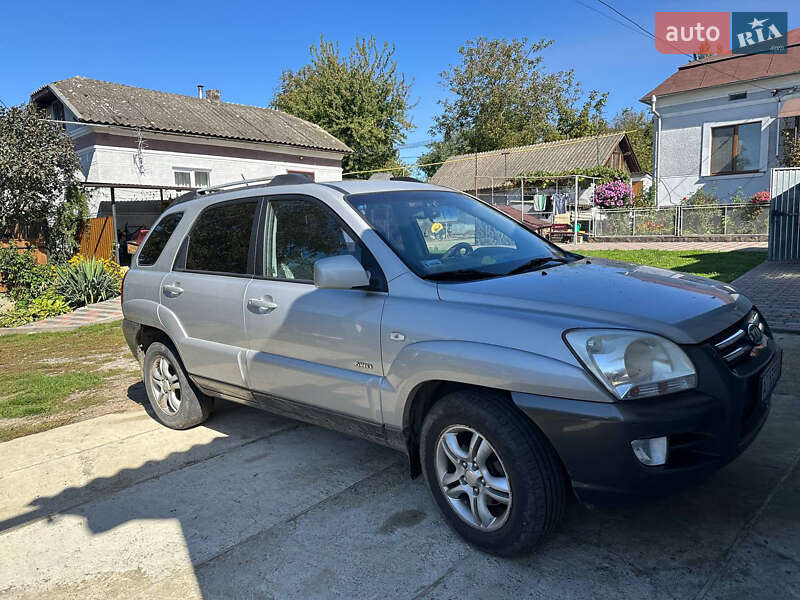 Позашляховик / Кросовер Kia Sportage 2005 в Бурштині