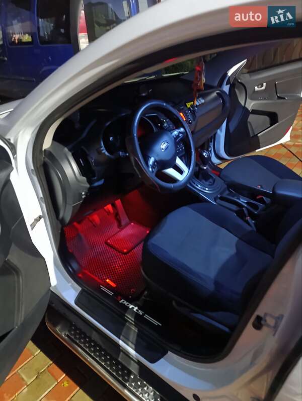 Внедорожник / Кроссовер Kia Sportage 2013 в Бершади фото 17 Внедорожник / Кроссовер Kia Sportage 2013 в Бершади