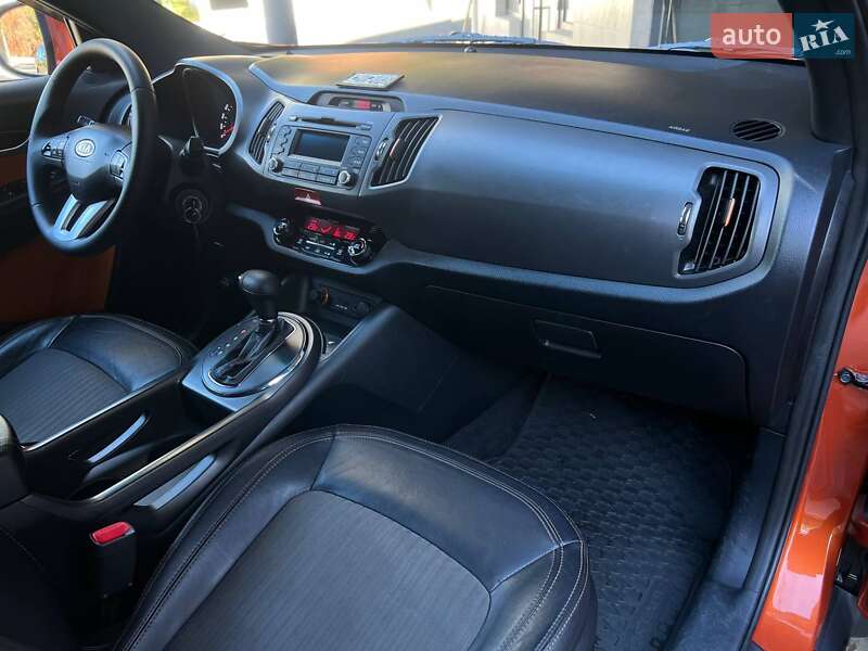 Позашляховик / Кросовер Kia Sportage 2011 в Одесі