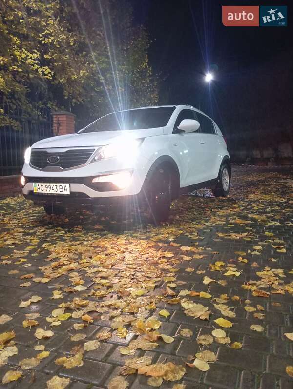 Внедорожник / Кроссовер Kia Sportage 2010 в Рожище