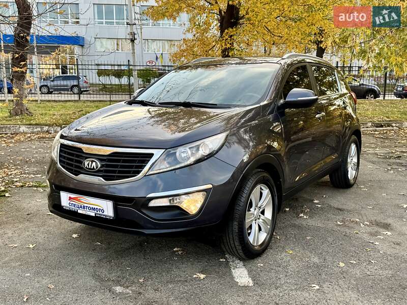 Внедорожник / Кроссовер Kia Sportage 2013 в Киеве