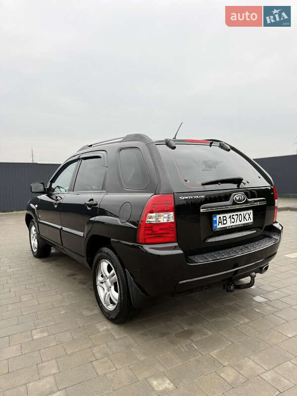 Внедорожник / Кроссовер Kia Sportage 2006 в Каменец-Подольском