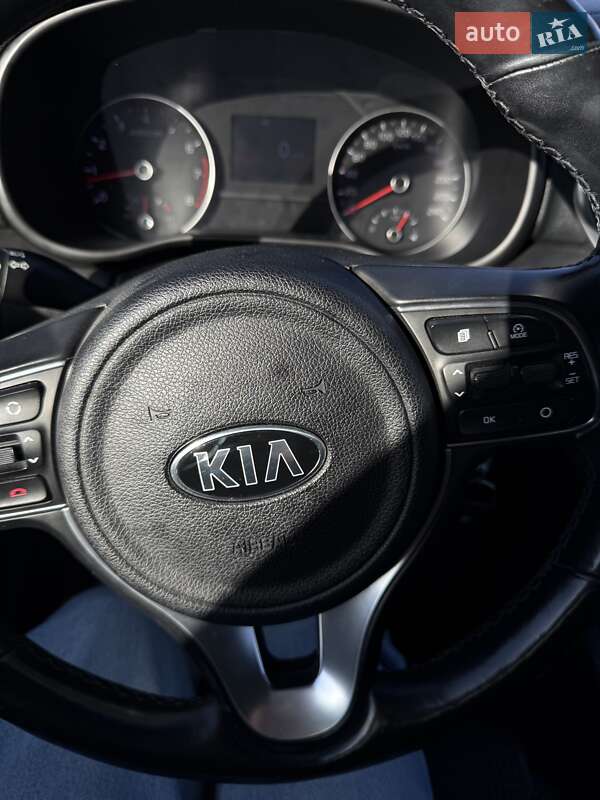 Позашляховик / Кросовер Kia Sportage 2017 в Києві