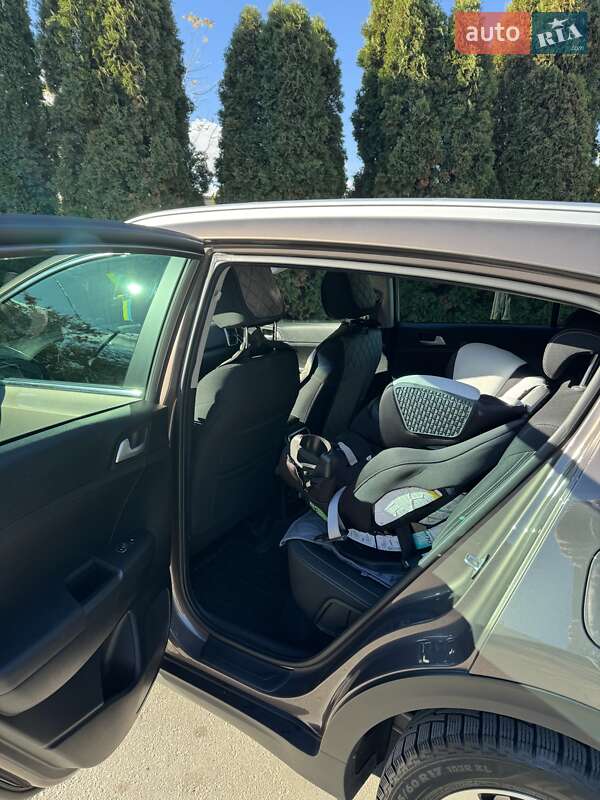 Позашляховик / Кросовер Kia Sportage 2020 в Тернополі фото 9 Позашляховик / Кросовер Kia Sportage 2020 в Тернополі