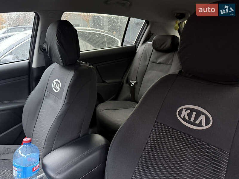 Внедорожник / Кроссовер Kia Sportage 2015 в Киеве