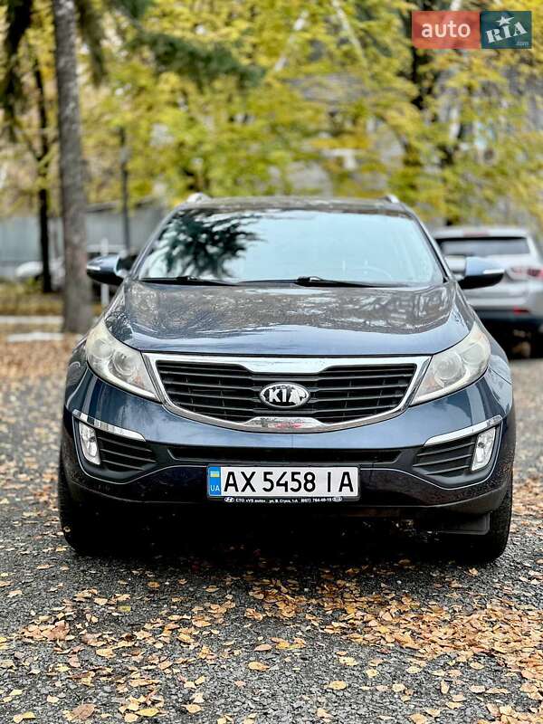 Позашляховик / Кросовер Kia Sportage 2013 в Харкові