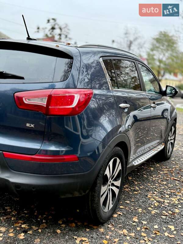 Позашляховик / Кросовер Kia Sportage 2013 в Харкові