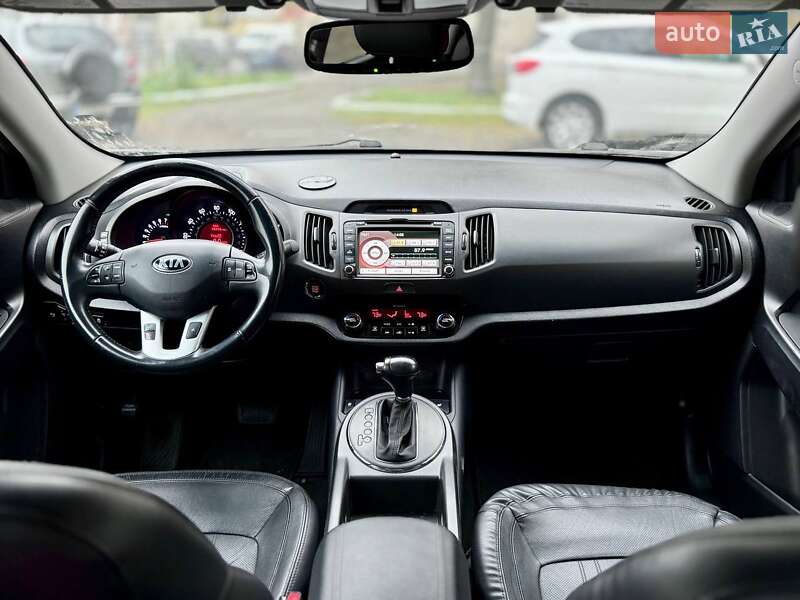 Позашляховик / Кросовер Kia Sportage 2013 в Харкові