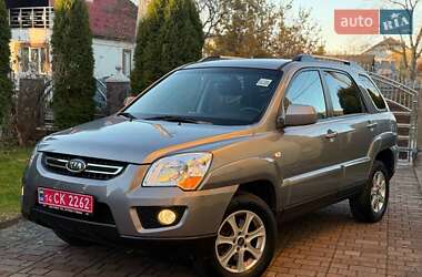 Позашляховик / Кросовер Kia Sportage 2010 в Івано-Франківську