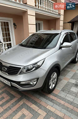 Позашляховик / Кросовер Kia Sportage 2012 в Чернівцях
