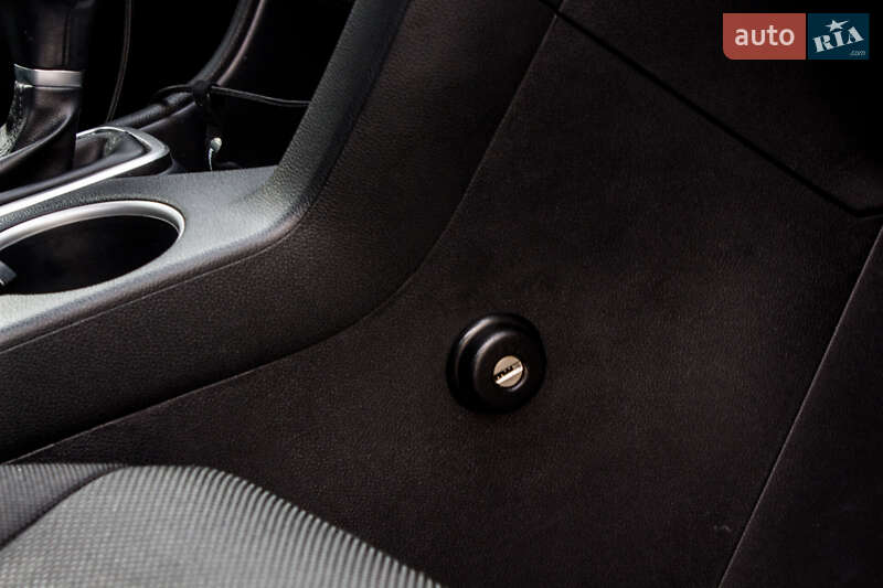 Внедорожник / Кроссовер Kia Sportage 2018 в Львове