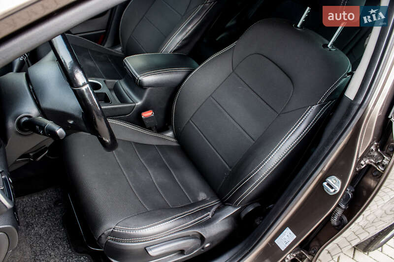 Внедорожник / Кроссовер Kia Sportage 2018 в Львове