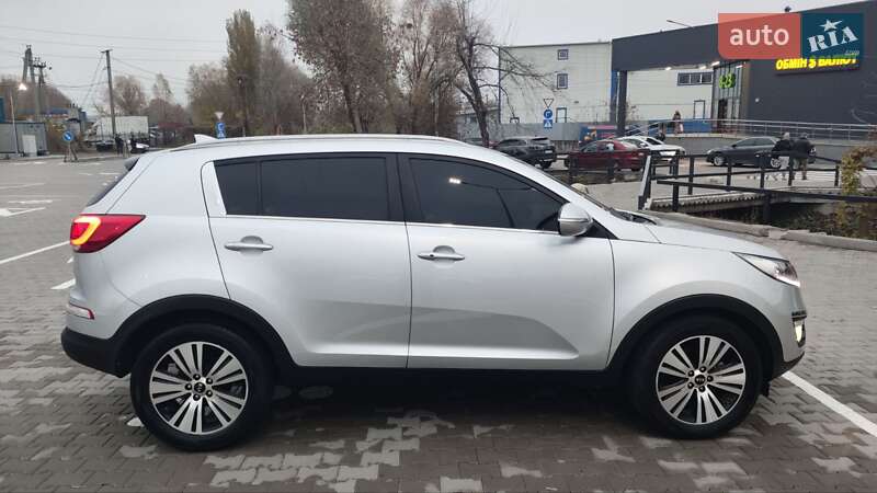 Внедорожник / Кроссовер Kia Sportage 2015 в Киеве