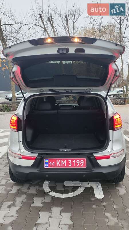 Внедорожник / Кроссовер Kia Sportage 2015 в Киеве