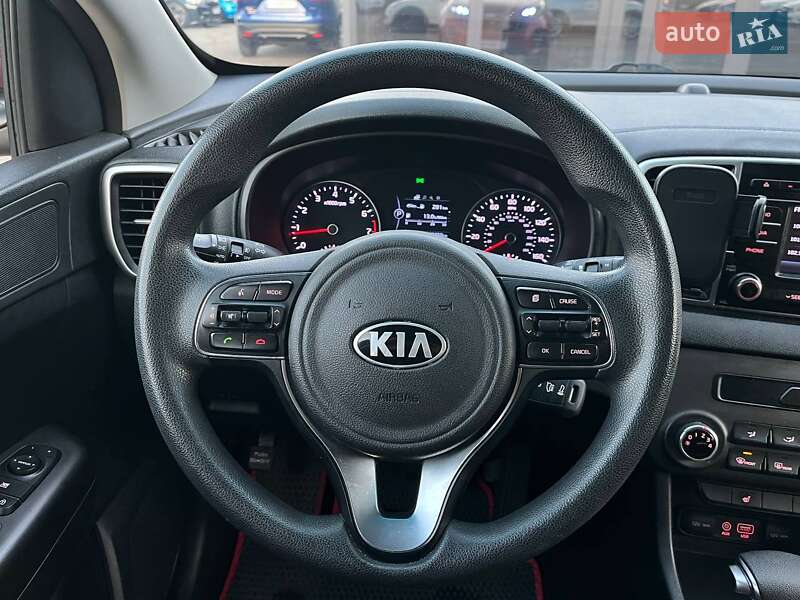 Позашляховик / Кросовер Kia Sportage 2016 в Києві фото 15 Позашляховик / Кросовер Kia Sportage 2016 в Києві