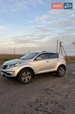 Внедорожник / Кроссовер Kia Sportage 2011 в Смеле