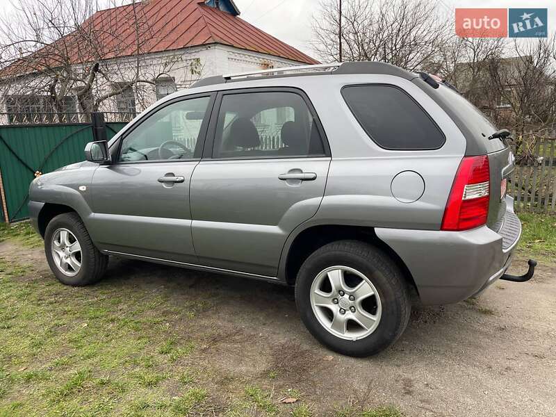 Внедорожник / Кроссовер Kia Sportage 2008 в Ракитном