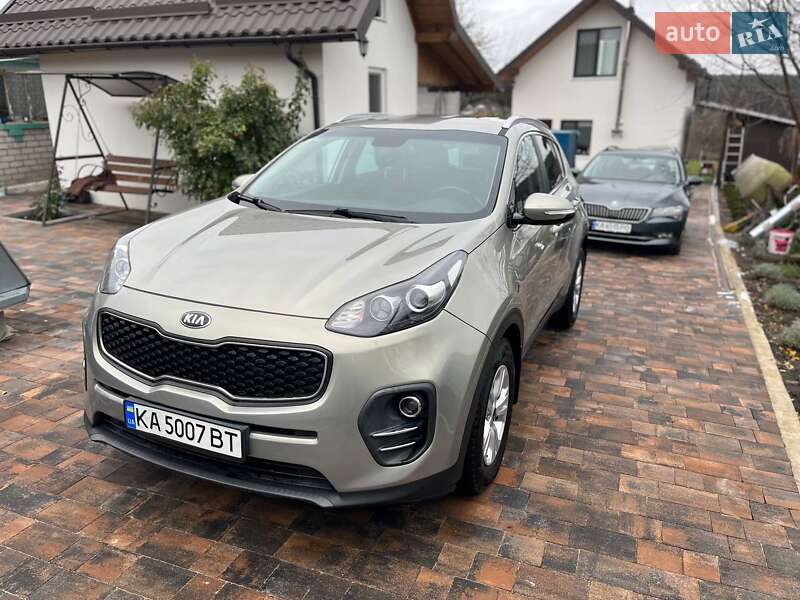 Позашляховик / Кросовер Kia Sportage 2017 в Києві фото 2 Позашляховик / Кросовер Kia Sportage 2017 в Києві