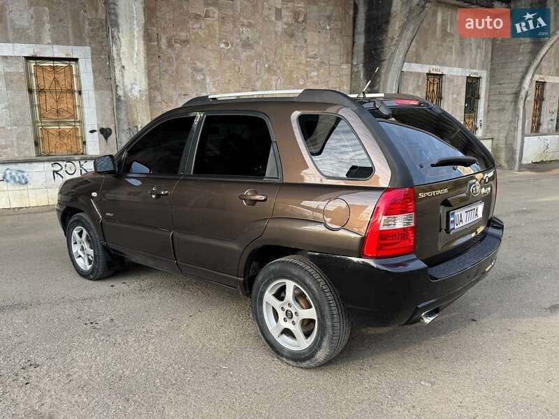 Внедорожник / Кроссовер Kia Sportage 2005 в Ивано-Франковске фото 5 Внедорожник / Кроссовер Kia Sportage 2005 в Ивано-Франковске