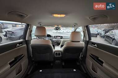 Внедорожник / Кроссовер Kia Sportage 2016 в Луцке