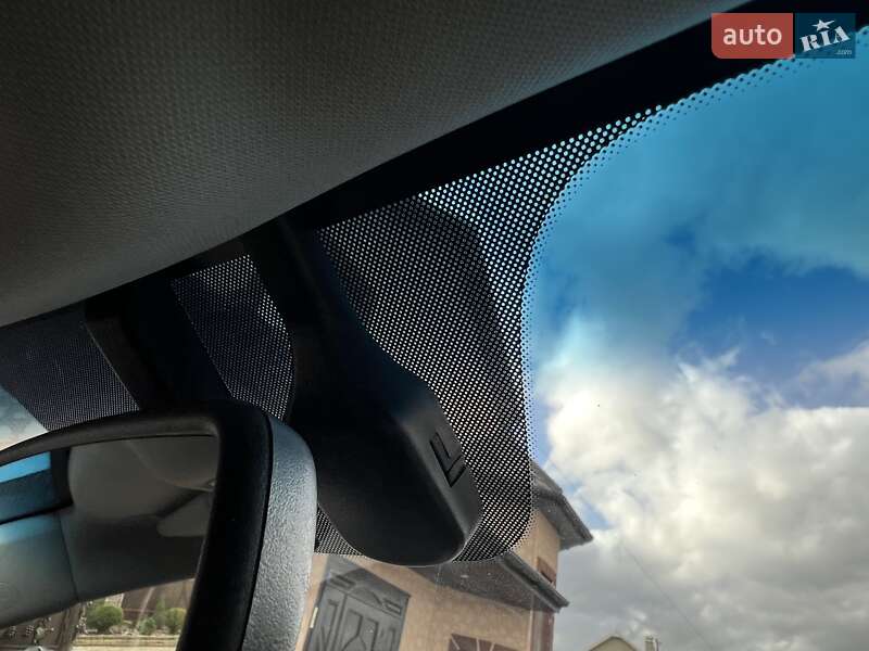 Позашляховик / Кросовер Kia Sportage 2014 в Івано-Франківську