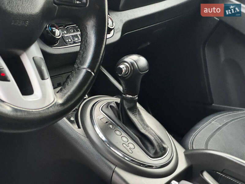 Внедорожник / Кроссовер Kia Sportage 2012 в Ахтырке фото 33 Внедорожник / Кроссовер Kia Sportage 2012 в Ахтырке