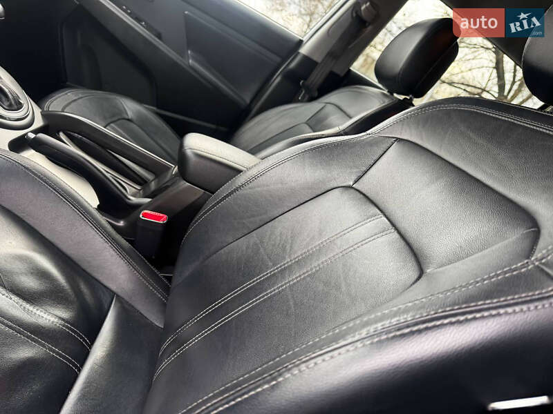 Внедорожник / Кроссовер Kia Sportage 2012 в Ахтырке фото 31 Внедорожник / Кроссовер Kia Sportage 2012 в Ахтырке