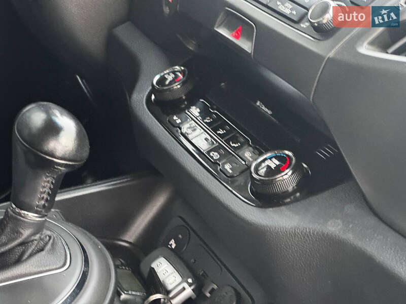 Внедорожник / Кроссовер Kia Sportage 2012 в Ахтырке фото 58 Внедорожник / Кроссовер Kia Sportage 2012 в Ахтырке