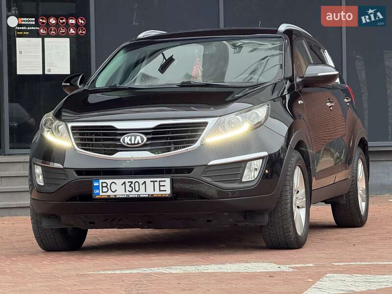 Внедорожник / Кроссовер Kia Sportage 2012 в Одессе