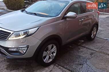 Внедорожник / Кроссовер Kia Sportage 2011 в Новом Роздоле