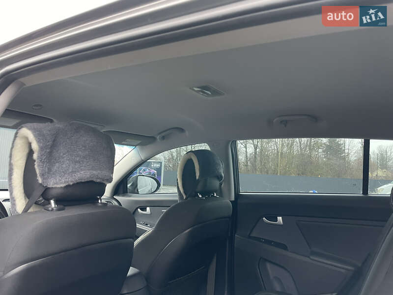 Внедорожник / Кроссовер Kia Sportage 2012 в Баре