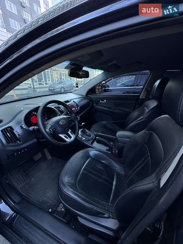 Внедорожник / Кроссовер Kia Sportage 2011 в Одессе