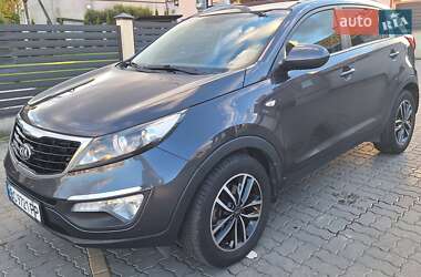 Внедорожник / Кроссовер Kia Sportage 2015 в Львове