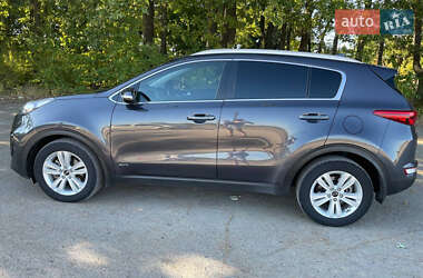 Внедорожник / Кроссовер Kia Sportage 2016 в Умани