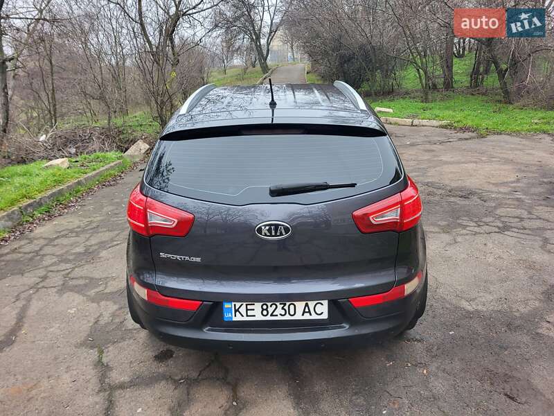 Внедорожник / Кроссовер Kia Sportage 2011 в Кривом Роге
